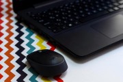 如何制作启动U盘安装Win10（简明易懂的教程分享，让您轻松安装Windows10系统）