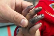 未来科技（探索手指充电技术的无限可能）