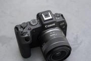 EOS18-55STM镜头的优势和特点（探索EOS18-55STM镜头的清晰度、对焦性能和适用范围）